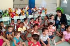 Sider entrega ovos de chocolate na Creche Hotelzinho do Aconchego